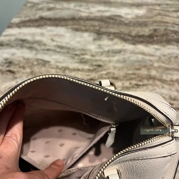 Kate spade pebbled leather purse with matching wallet - Picture 8 of 16